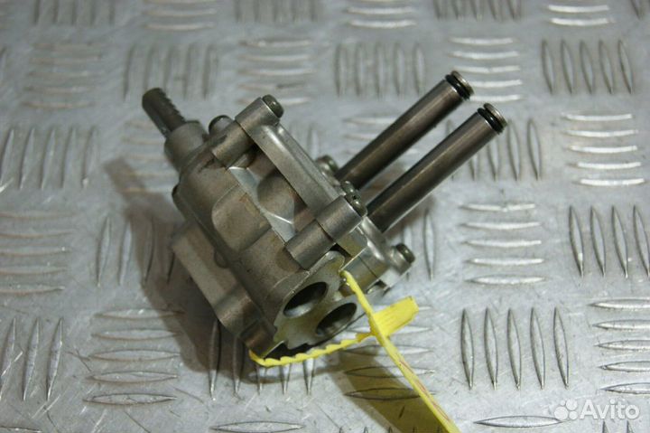 Деталь головки Suzuki GSF250 Bandit, GJ77A