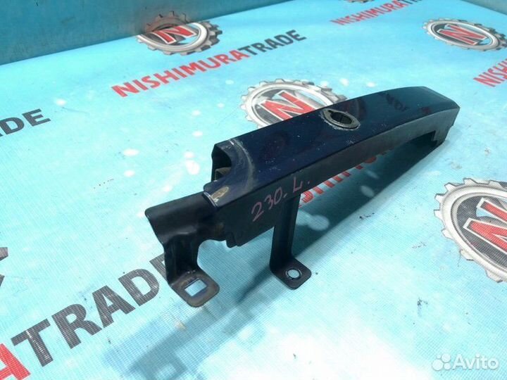 Планка под фару левая Isuzu Bighorn UBS25DW 6VD1