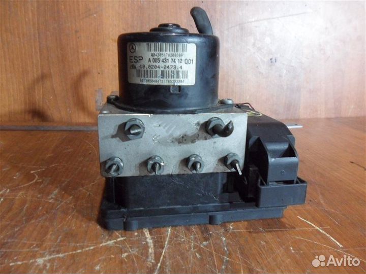 Блок abs Mercedes-Benz C-Class W203 M272 3.5