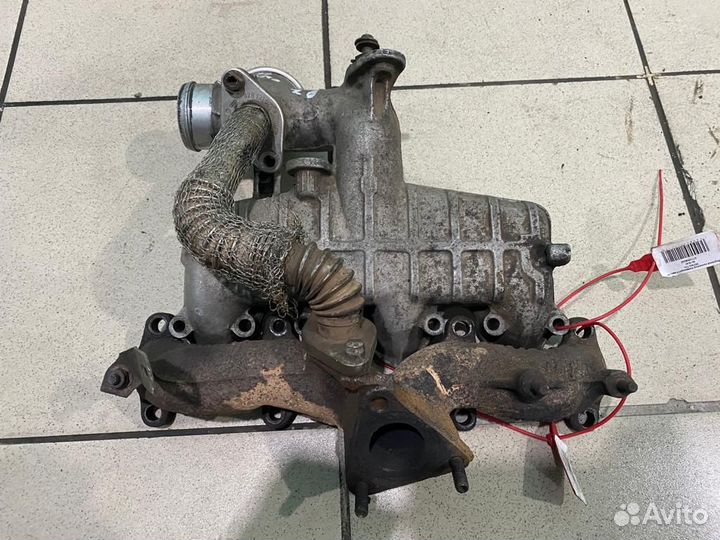 Впускной коллектор Volkswagen Passat B4