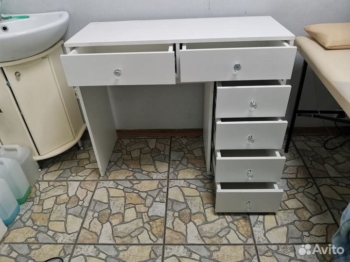 Гримерный стол