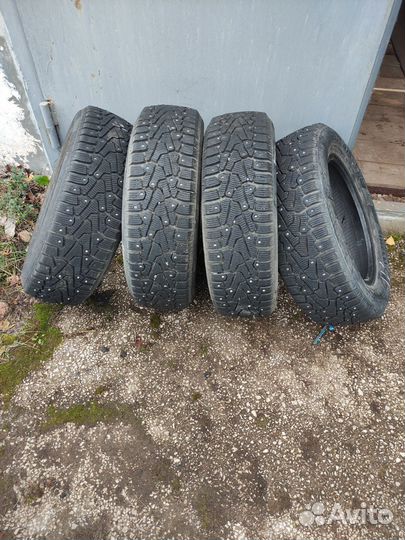 Pirelli Ice Zero 185/65 R15 92