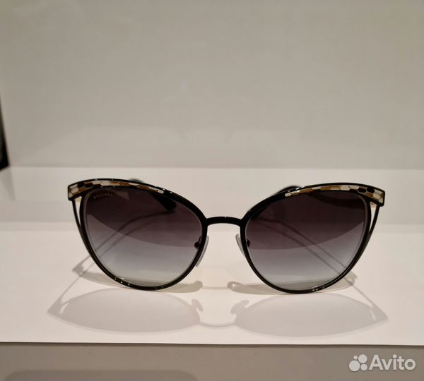 Солнцезащитные очки bvlgari