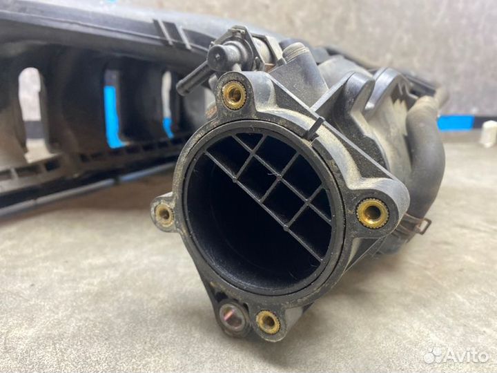 Впускной коллектор Nissan X-Trail T31 2.0 MR20DE