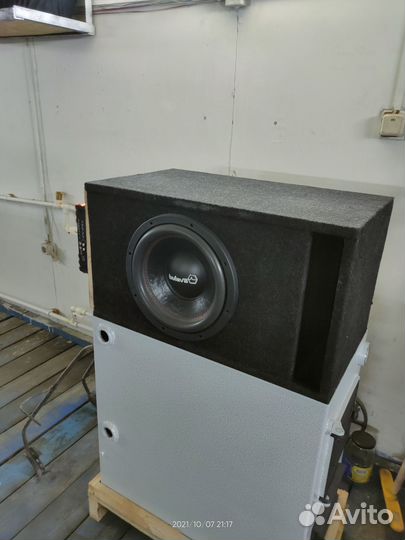 Сабвуфер и усилитель