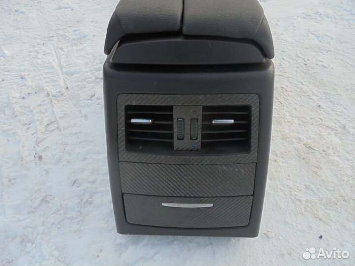 Бардачок между сиденьями Bmw 3-Series E90 N52B25A