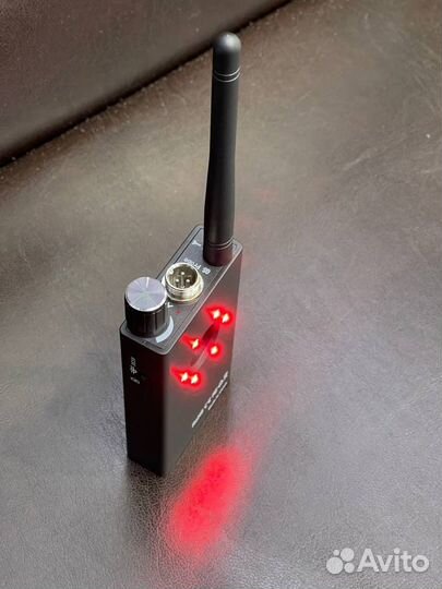 Поисковик скрытых камер и Прослушек RK-18