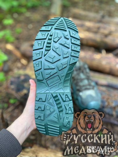 Тактические кроссовки lowa