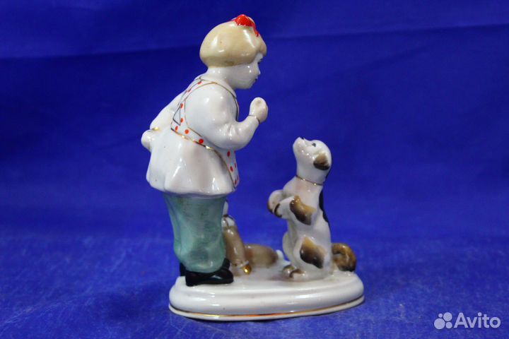 Статуэтка фарфор Девочка с собачкой и мишкой А ну