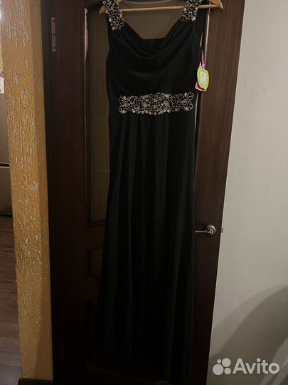 Вечернее платье