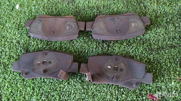 Колодки тормозные задние Toyota Avensis 272 3zrfae