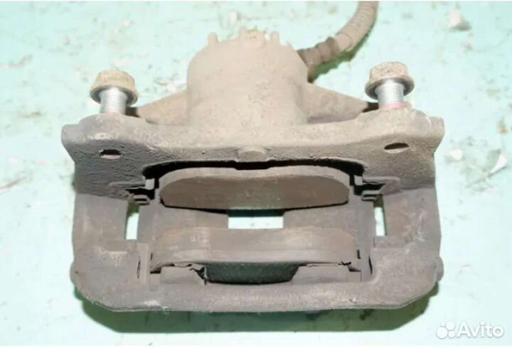 1064001722/106400172201. Задний суппорт джили эмгранд ес7. Задние суппорта geely emgrand ec7. Задний суппорт джили эмгранд ес7. 1064001722.