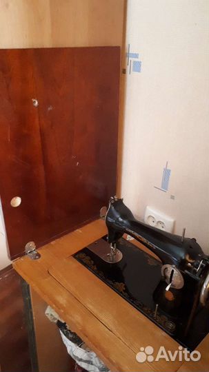 Швейная машинка подольская ножная