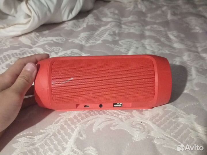 Портативная колонка jbl