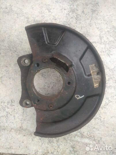 Поворотный кулак левый Кайрон под съемную шаровую