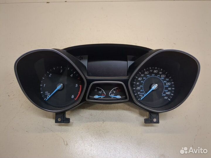 Щиток приборов Ford Kuga, 2016