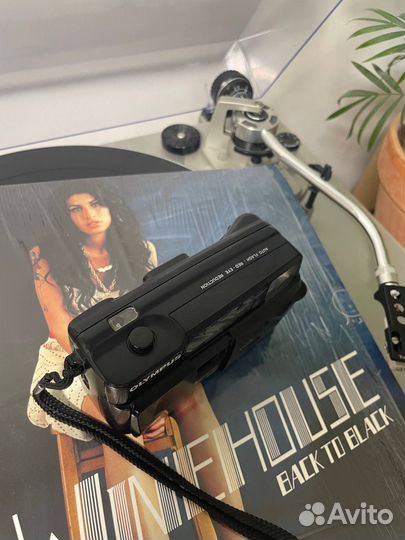 Плёночный фотоаппарат Olympus trip af 20