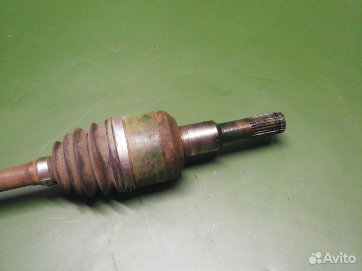Mazda tribute 1 полуось задняя левая