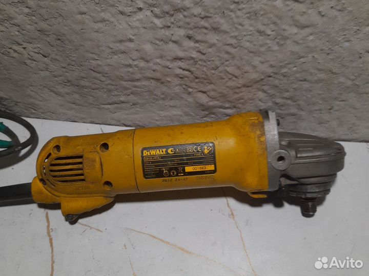 Ушм болгарка Dewalt D28135 pfru не рабочая