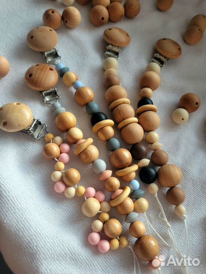 Держатели для пустышек, прорезыватели