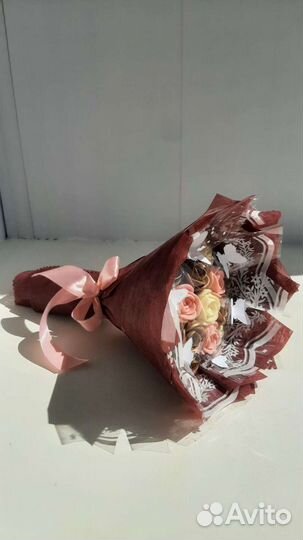 Букет из 13 шоколадных роз