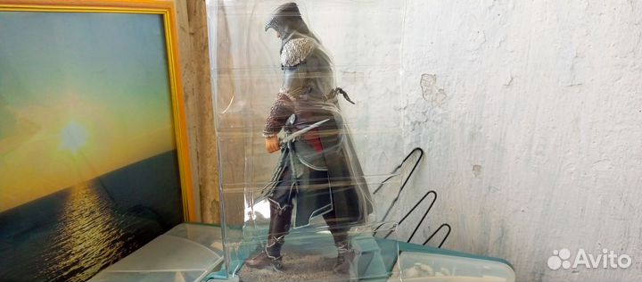 Assassin s creed фигурка