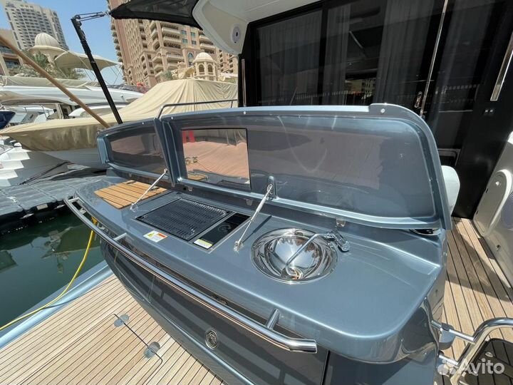 Яхта Моторная Cranchi Т36