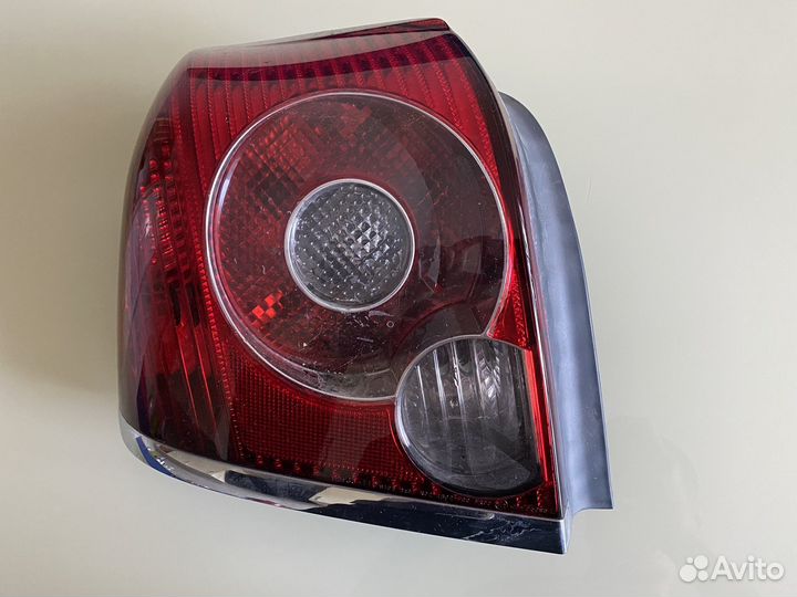 Фара задняя левая тойота avensis