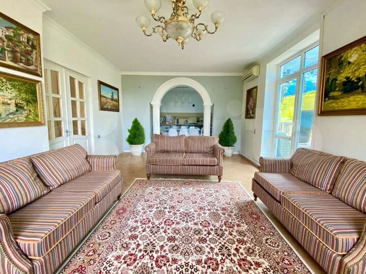 Дом 250 м² на участке 24 сот.