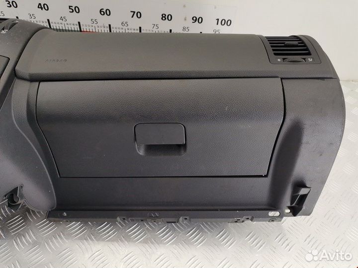 Торпедо (панель передняя) для Volkswagen Polo 4