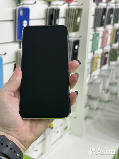 iPhone Xs, 64 ГБ