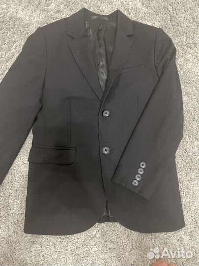 Рубашки, пиджаки, брюки