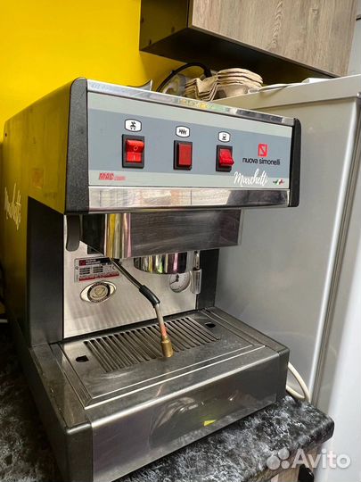 Кофе машина simonelli одногоупная + кофемолка
