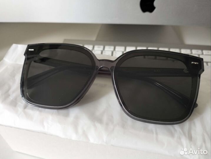 Очки солнцезащитные Gentle Monster Sal G1