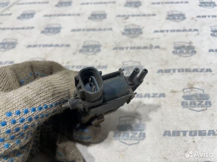 Клапан вакуумный Toyota Crown LS151 2LTE