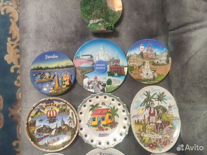 Коллекционные тарелки разных стран мира