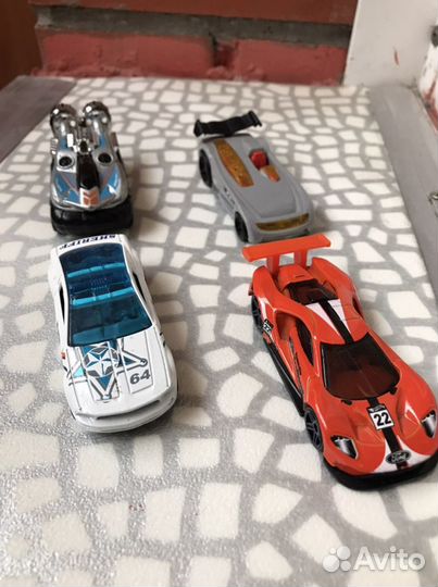 Машинки hot wheels