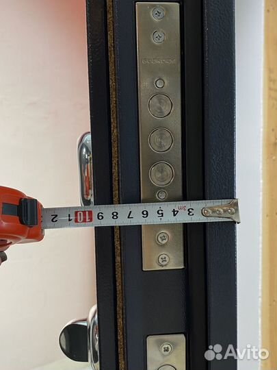 Дверь входная для частного дома с терморазрывом