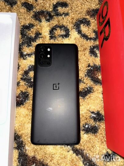 OnePlus 9R, 8/128 ГБ