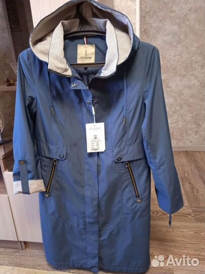 Плащ женский