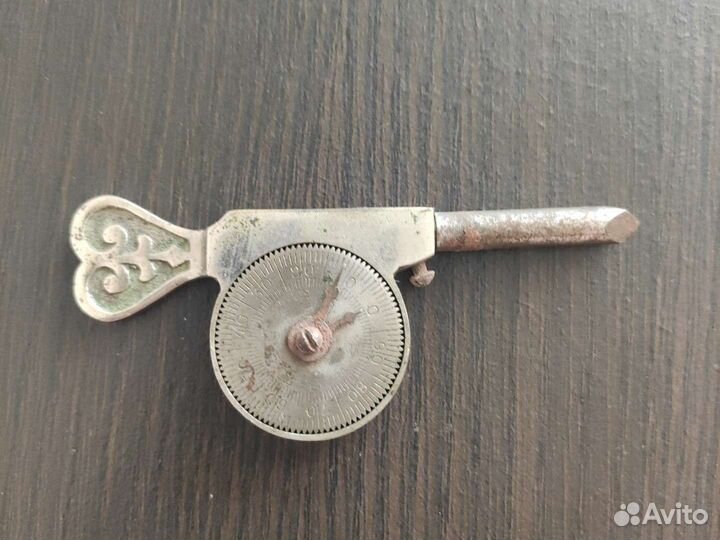 Раритетный тахометр