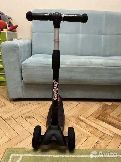 Moby kids самокат