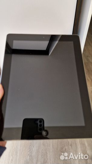 iPad 4 wifi + cell md522rs/a