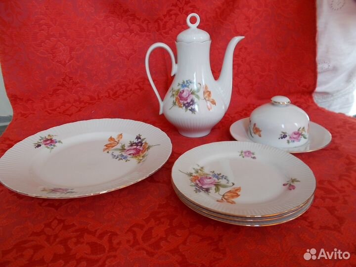 Посуда. Тарелки. 