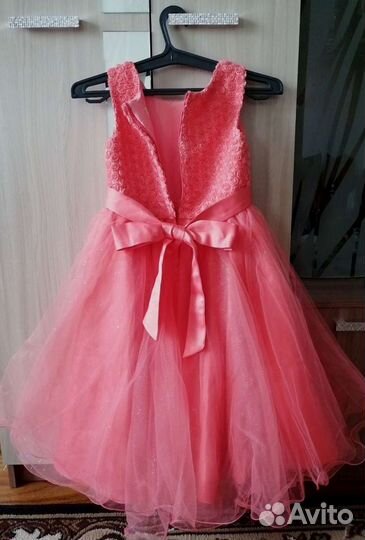 Праздничное платье для девочки
