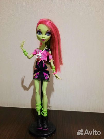 Кукла Монстер Хай Венера, Спектра