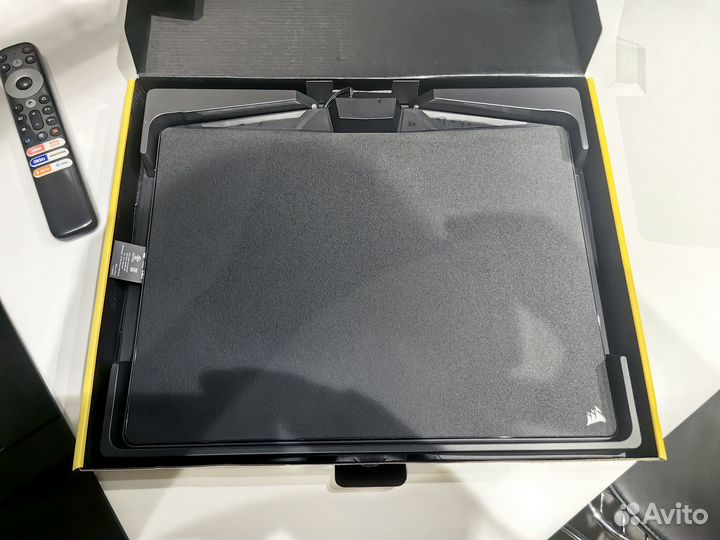 Коврик Corsair Gaming MM800 RGB polaris