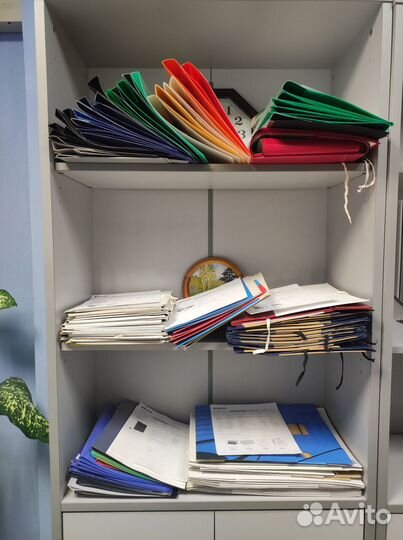 Папки, архивные боксы и до. Новое и б/у