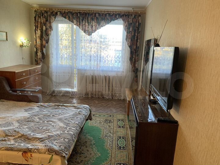 3-к. квартира, 65 м², 2/5 эт.