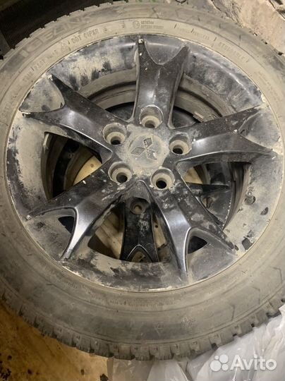 Bridgestone Alenza 001 205/65 R16